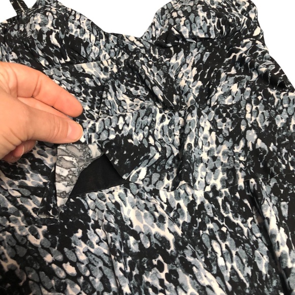 Magicsuit by Miraclesuit Grey Patterned Tankini Top - Picture 4 of 8